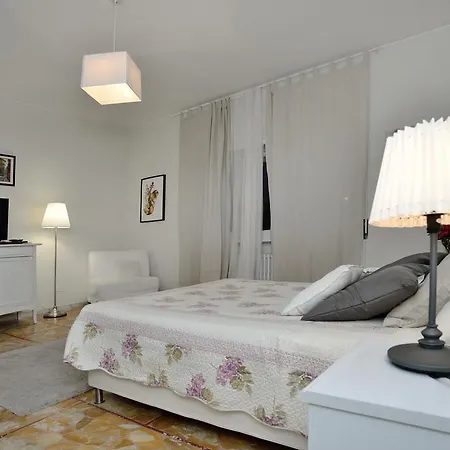 Апартаменты Silverio Vatican House *